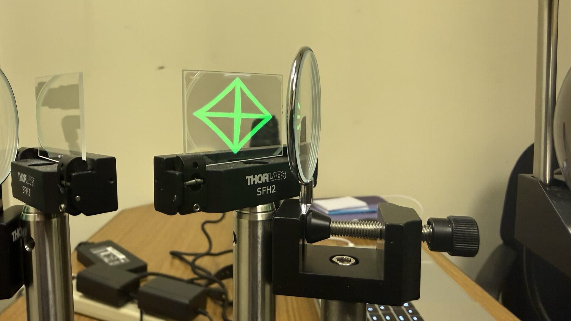 Close-up of the collimated lens assembly with stimulus visible